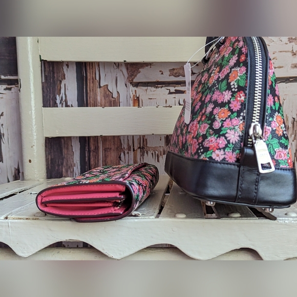 Coach Sierra handbag New and wallet set. - Picture 8 of 16